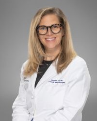 Dr. Jennifer Holl picture